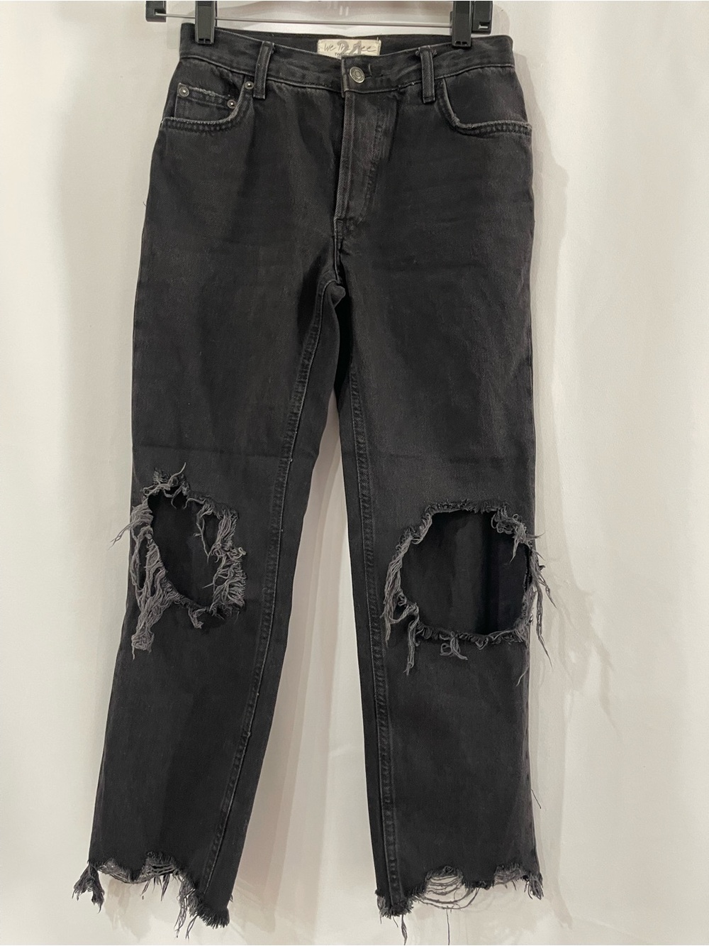 We the free faded black distressed jeans women’s size 24 free people jeans